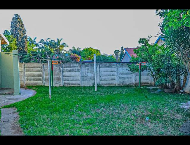 4 BEDROOM HOUSE FOR SALE IN BIRCH ACRES